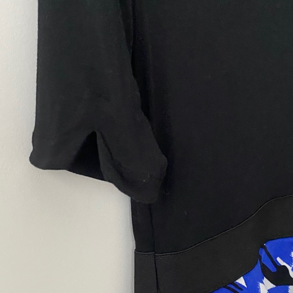 Express Blue/Black/White Form Fitting Mini Dress - Picture 5 of 6